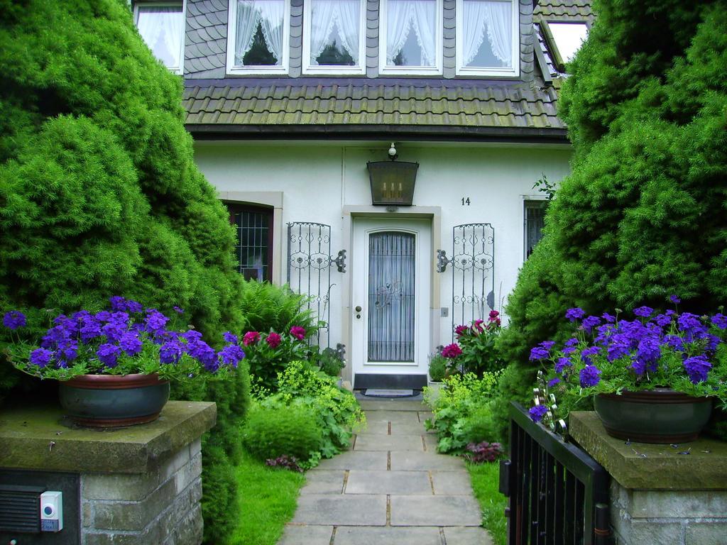 Gaestehaus Villa Kreativ Susanne Lay Bad Münder am Deister Exterior photo